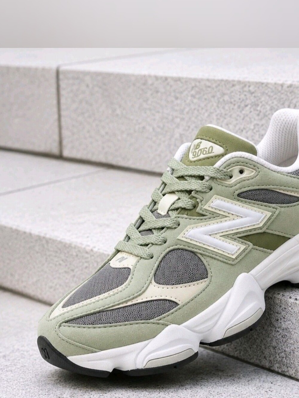 New Balance 9060 Garter Snake White GC9060CD GS & Women's Size 7 Womens 6 Men